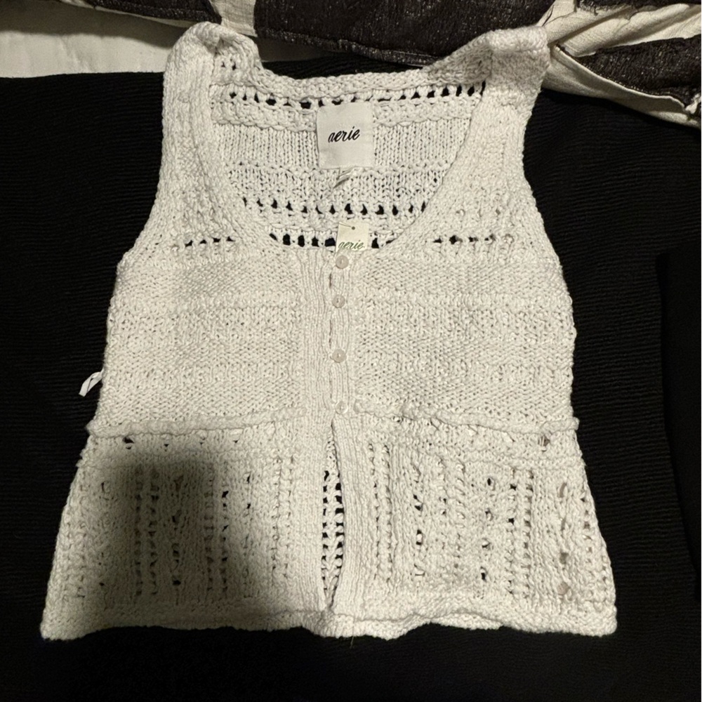 NWT aerie tank